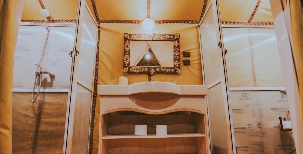 Bivouac Erg Znaigui Luxury Tent, 2 Bedrooms, Non Smoking, Garden View 12