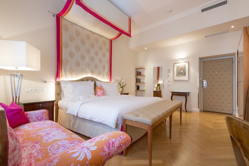 undefined Hotel Kaiserhof Wien 9