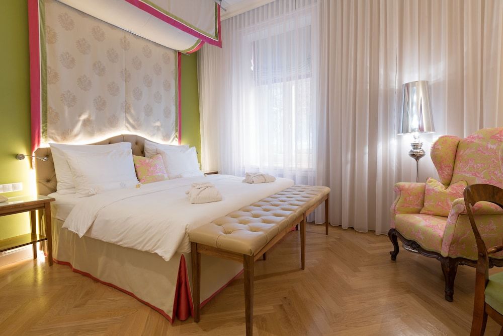 undefined Hotel Kaiserhof Wien 8