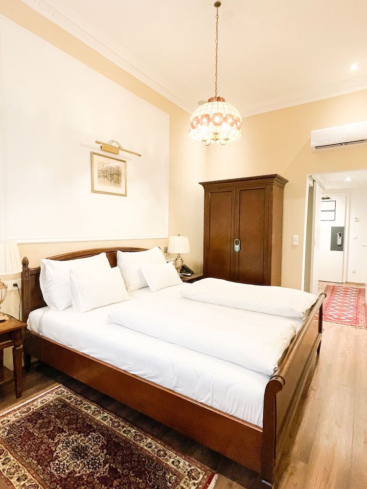 Boutique Hotel Piano Nobile – am Stubenring Standard Double Room 5