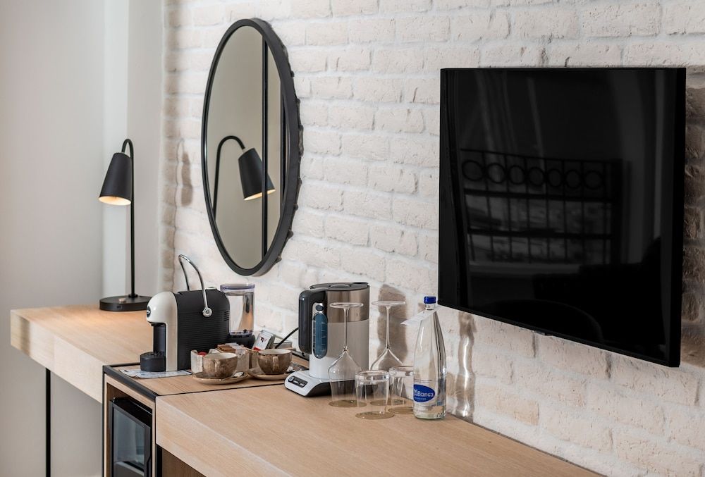 Lazure Hotel and Marina Superior Sea View Room with Balcony - Contemporary Building 9