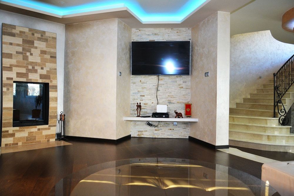 Luxury Apartment, 4 Bedrooms, Hot Tub, Sea View