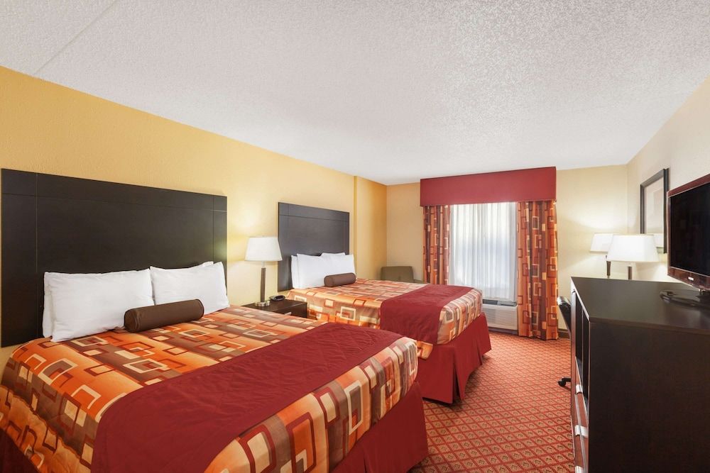 Room, 2 Queen Beds, Non Smoking (Mobility Accessible)