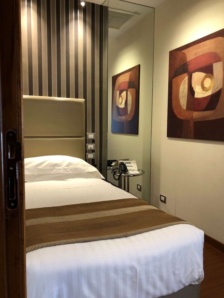 undefined Best Western Hotel Piccadilly