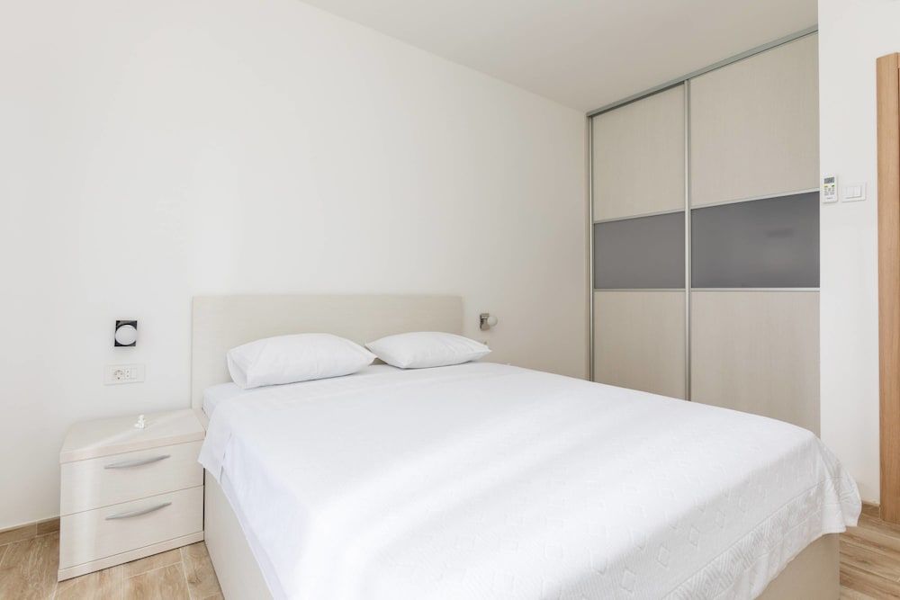 Apartment, 2 Bedrooms, Balcony, Sea View