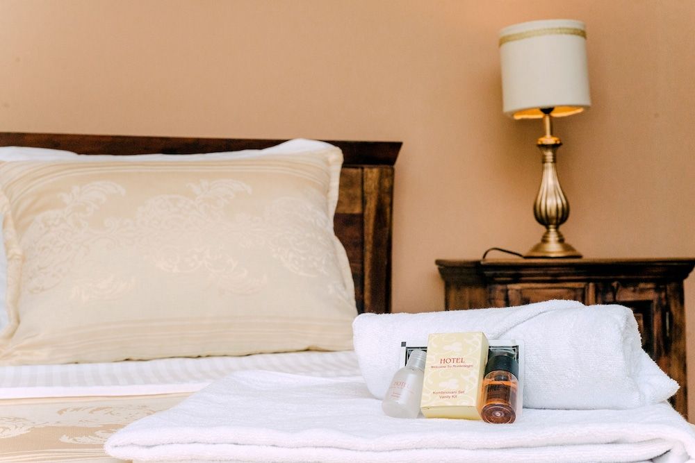 D & Sons Apartments Luxury Apartment, 2 Bedrooms, Balcony 10