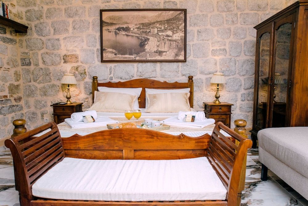 D & Sons Apartments Luxury Apartment, 2 Bedrooms, Balcony 5