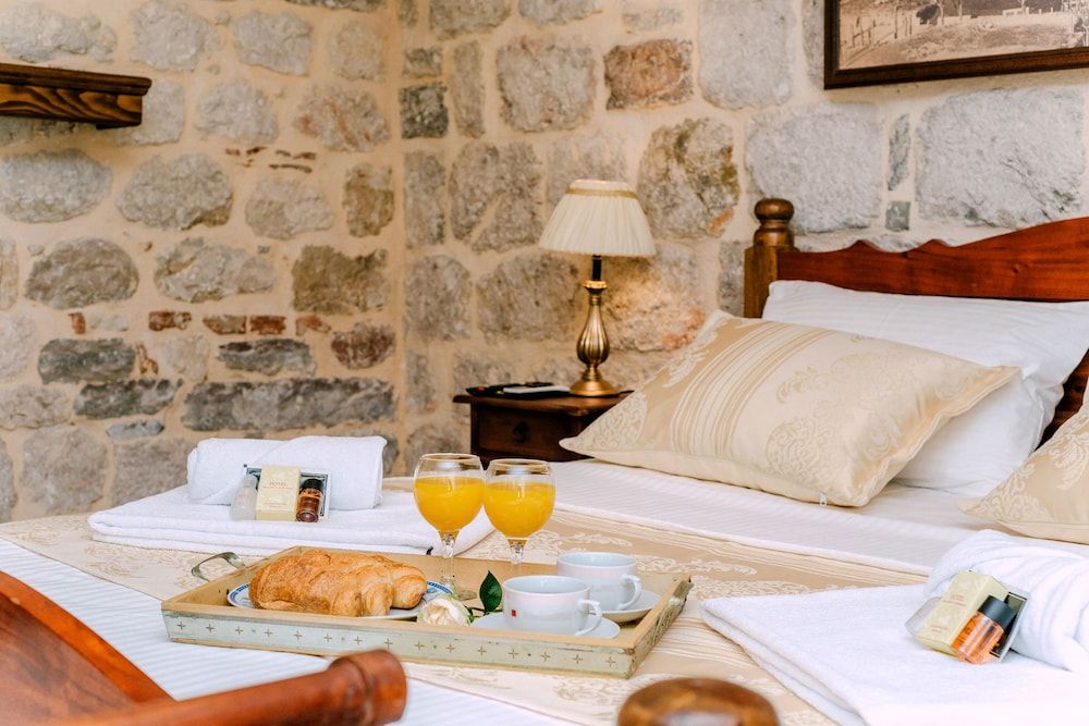 D & Sons Apartments Luxury Apartment, 2 Bedrooms, Balcony 9