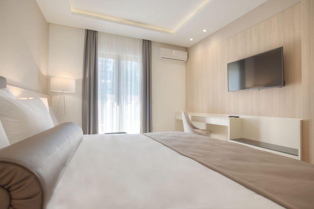 Villa Gracia Superior Double or Twin Room, Balcony 8