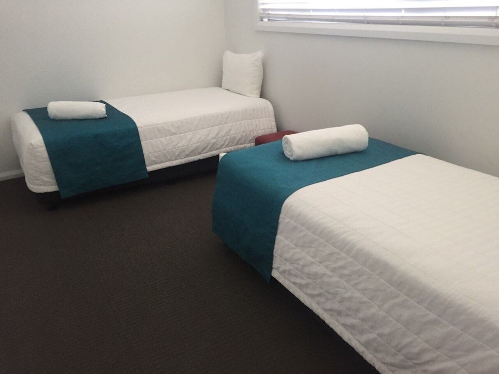 Macquarie Barracks Motor Inn Two Bedroom Apartment (Not Pet Friendly) 2