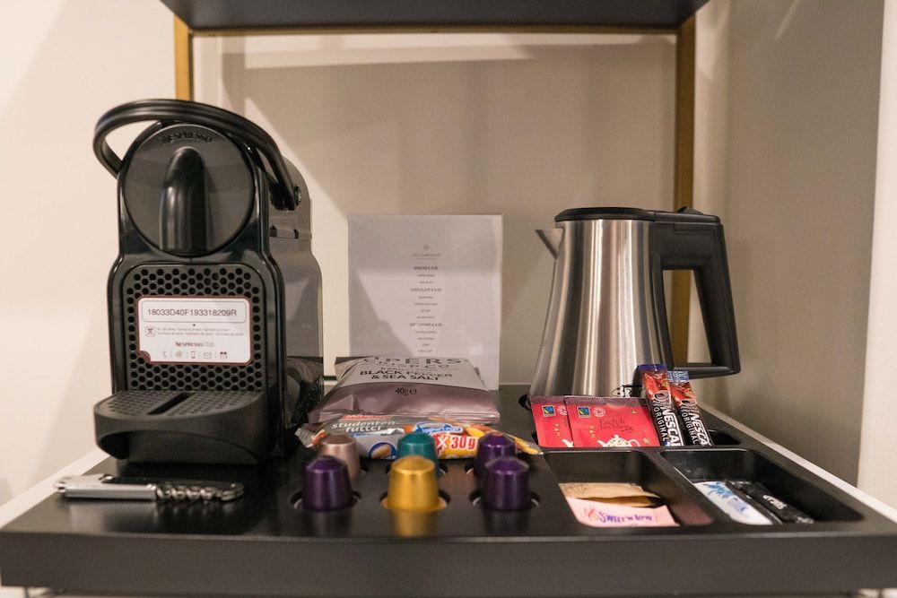 The Cumberland Hotel by NEU Collective Superior Room, 1 Bedroom