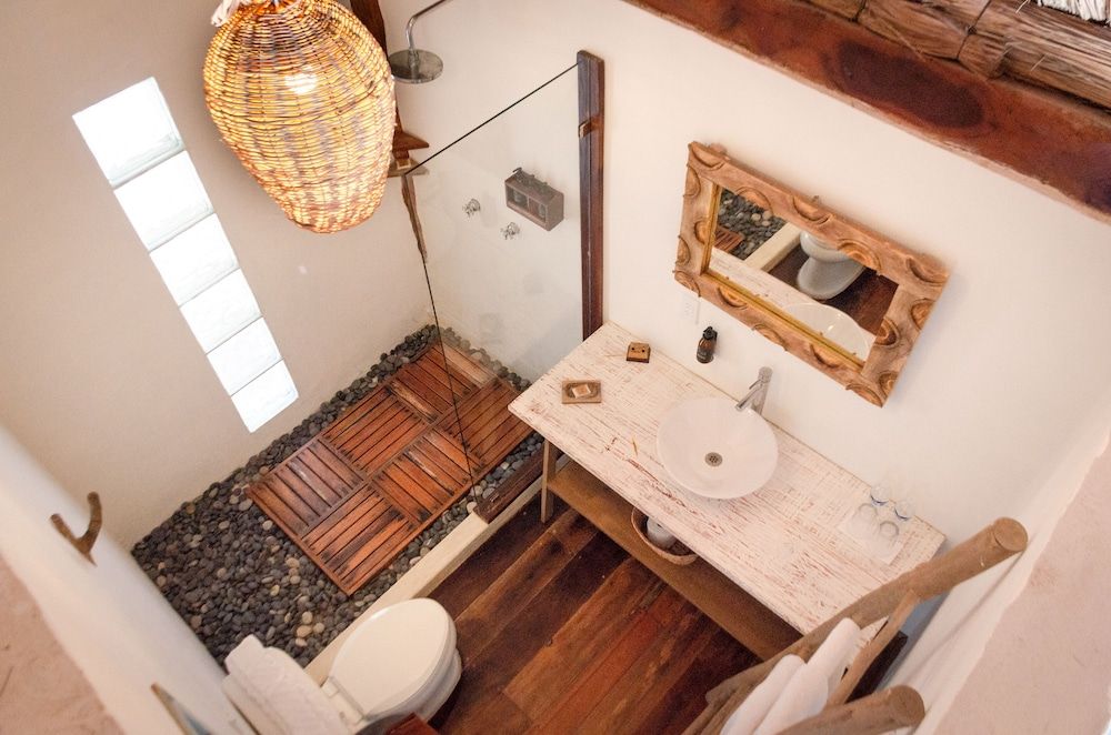 Hotelito Azul Ocean Front Suite 4