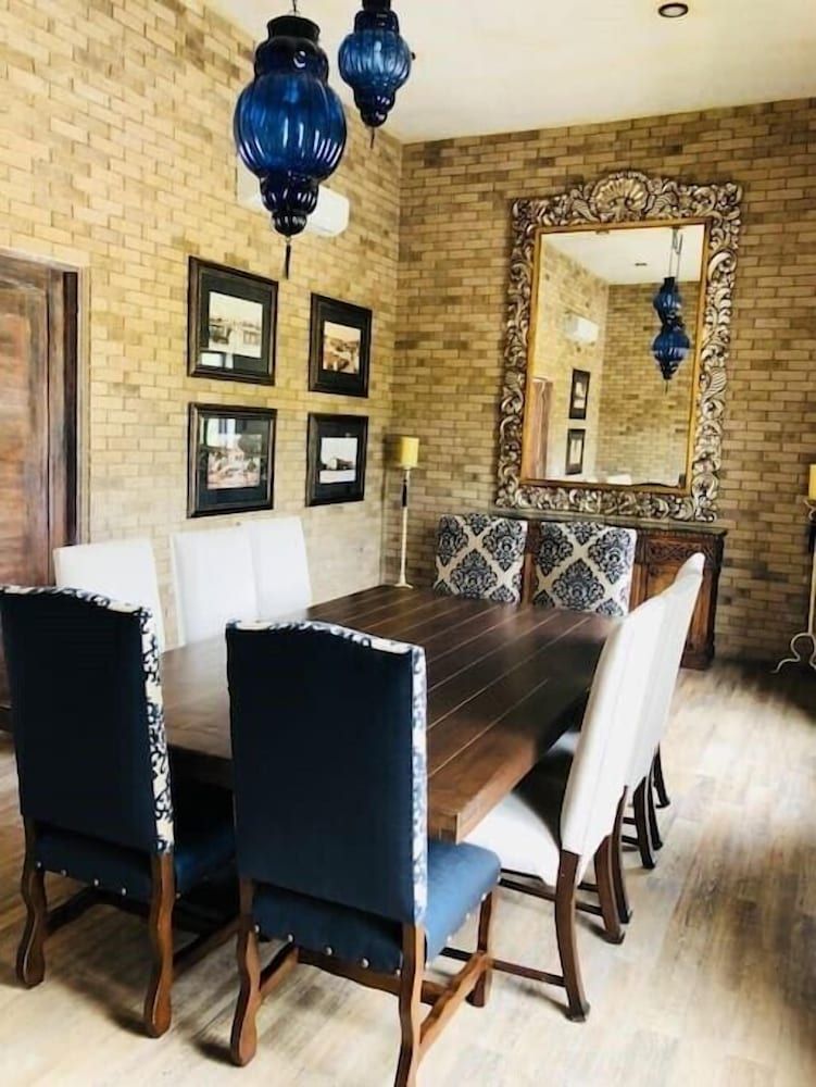 Deluxe Apartment 3BD 541