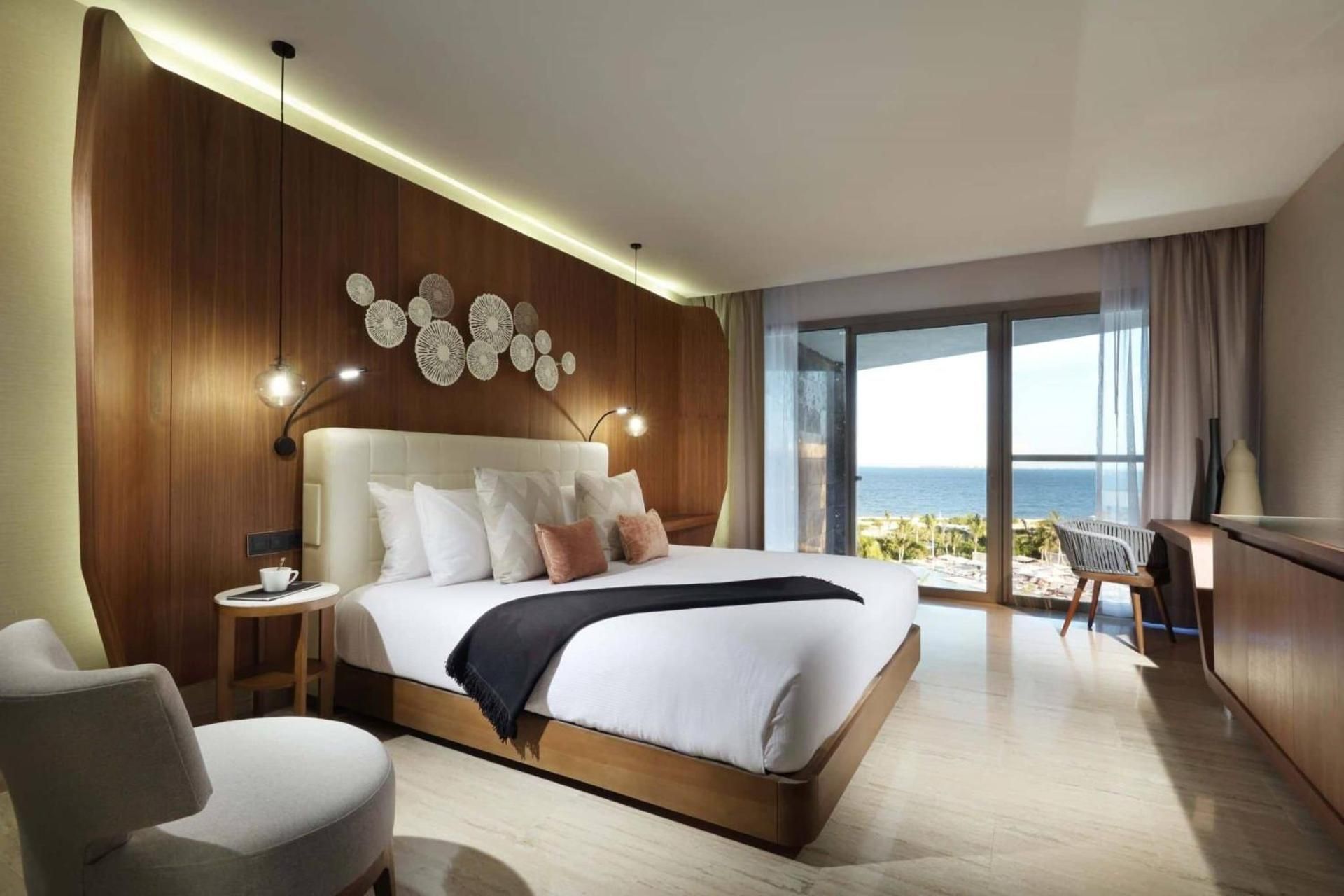 Beachside Ocean View Loft Suite