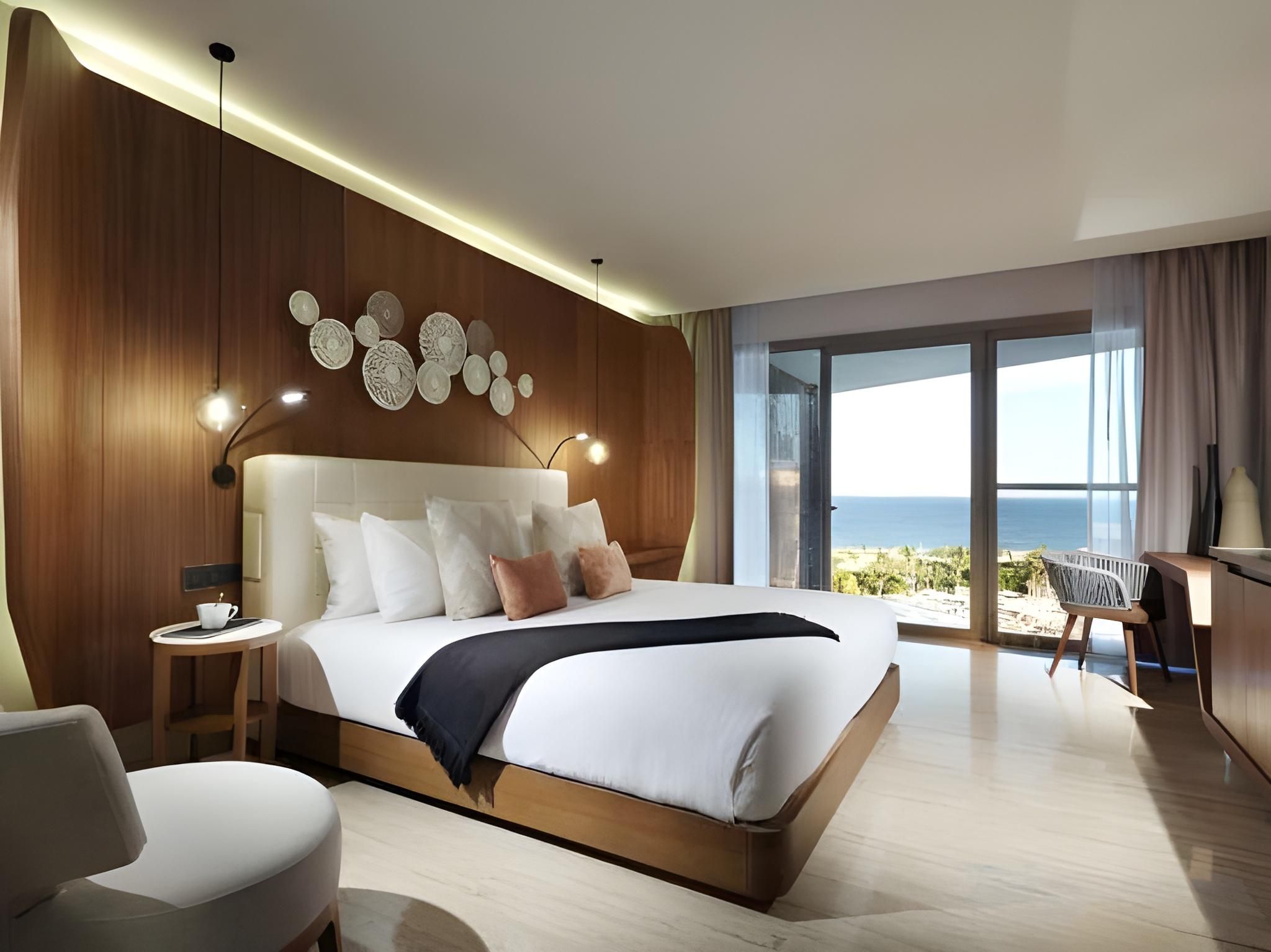 Ocean View Loft Suite with Jacuzzi and Terrace