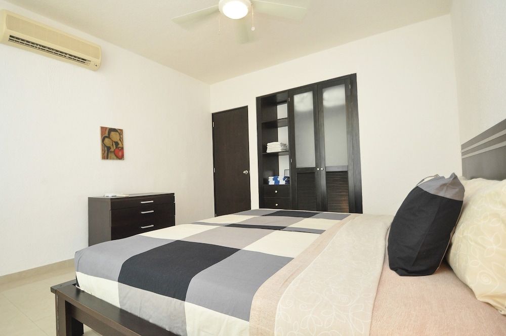 Elite Room