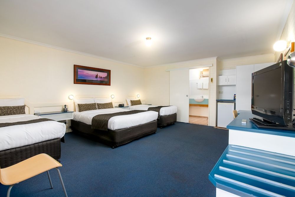 Applegum Inn Family Room 2