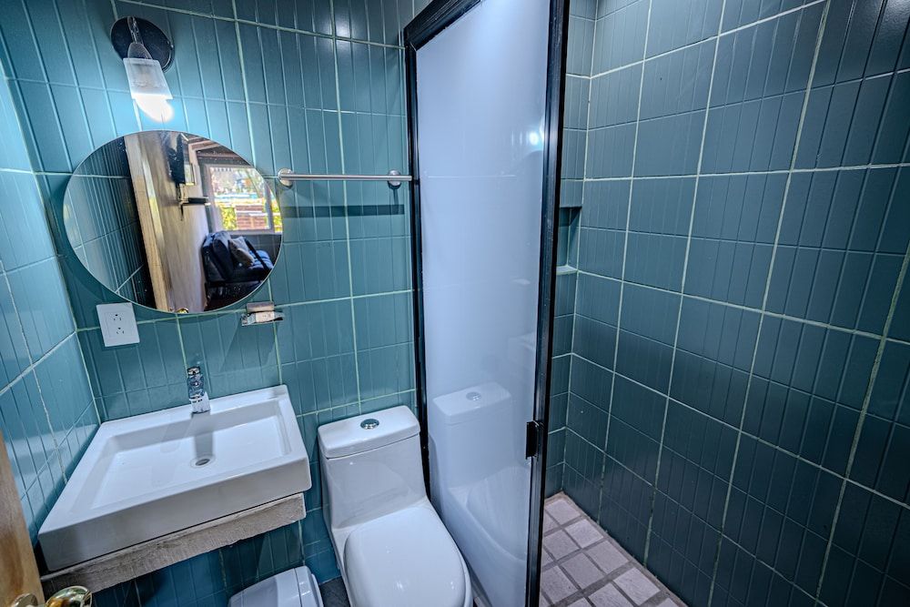 Roca Azul Economy Room 2