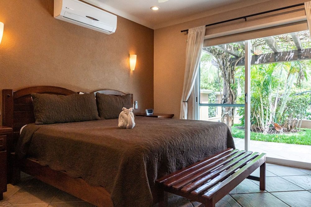 Luxury House, 4 Bedrooms, Private Pool