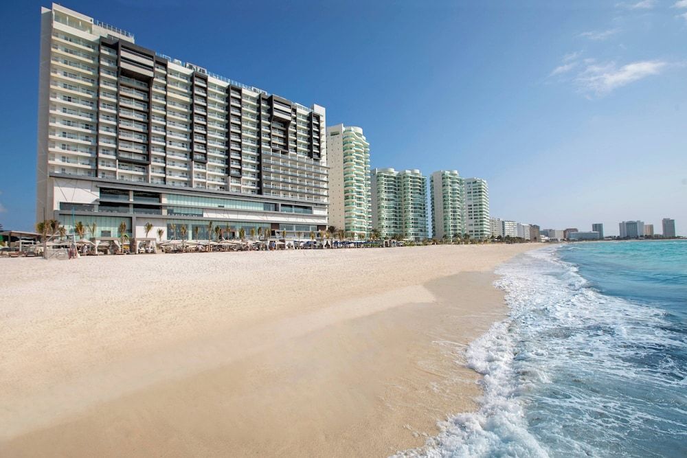 undefined Royalton CHIC Cancun, An Autograph Collection All-Inclusive Resort - Adults Only 7