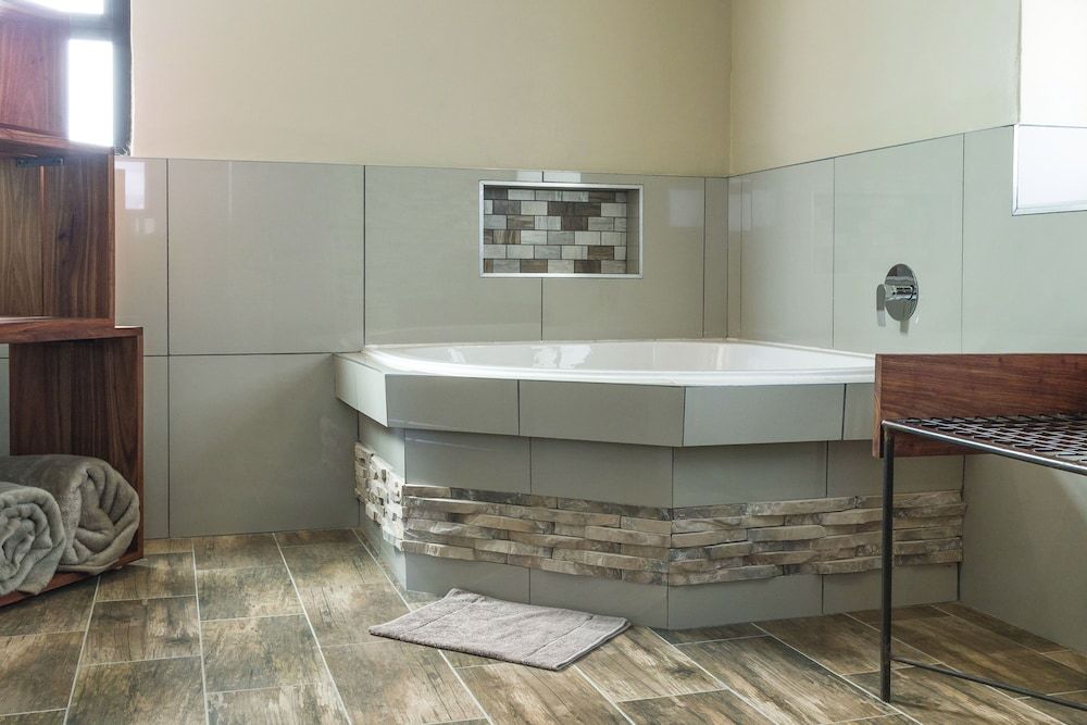 Sossusvlei Lodge Superior Double Room Single Use, 1 Twin Bed 10