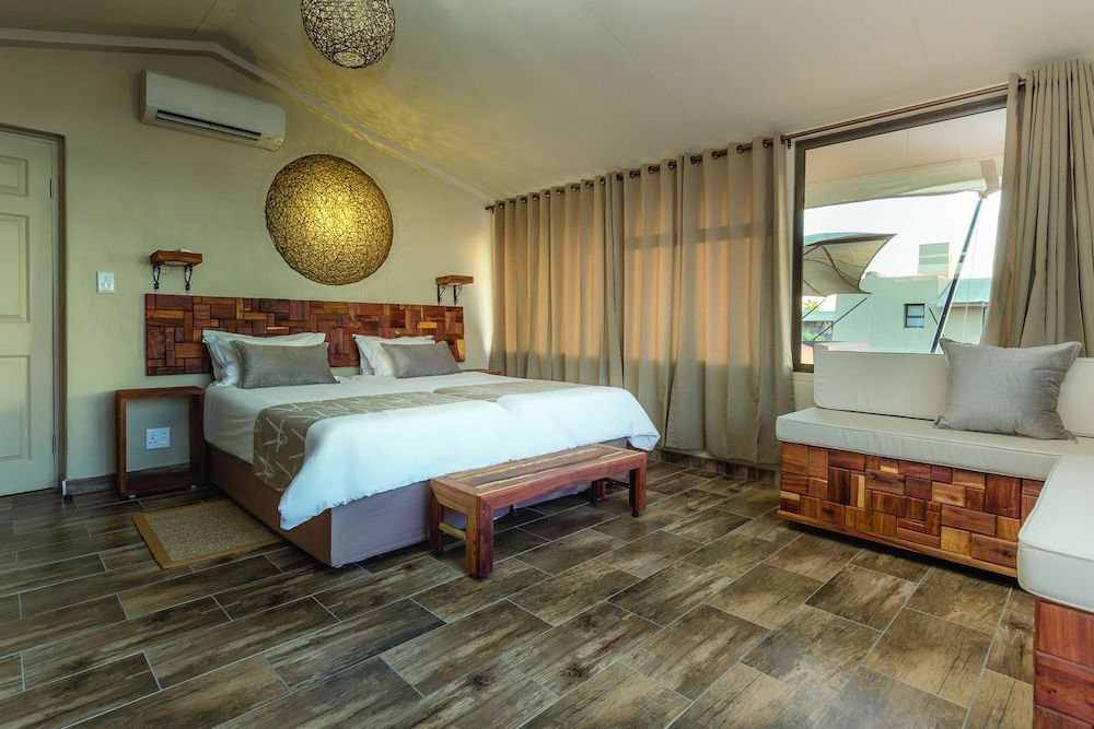 Sossusvlei Lodge Superior Double Room Single Use, 1 Twin Bed 5