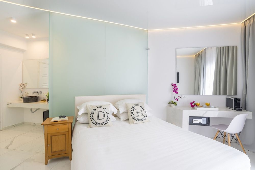 Double Room, Pool Access, Sea View (Prestige)