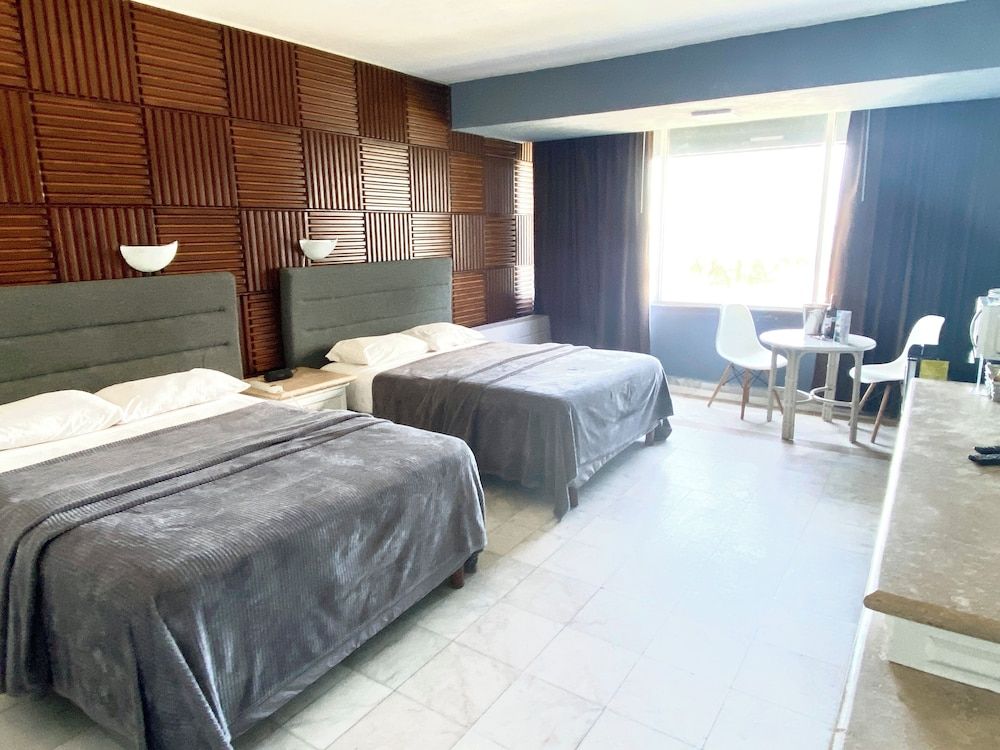 Condo in Ocean Front Resort Quadruple Room..