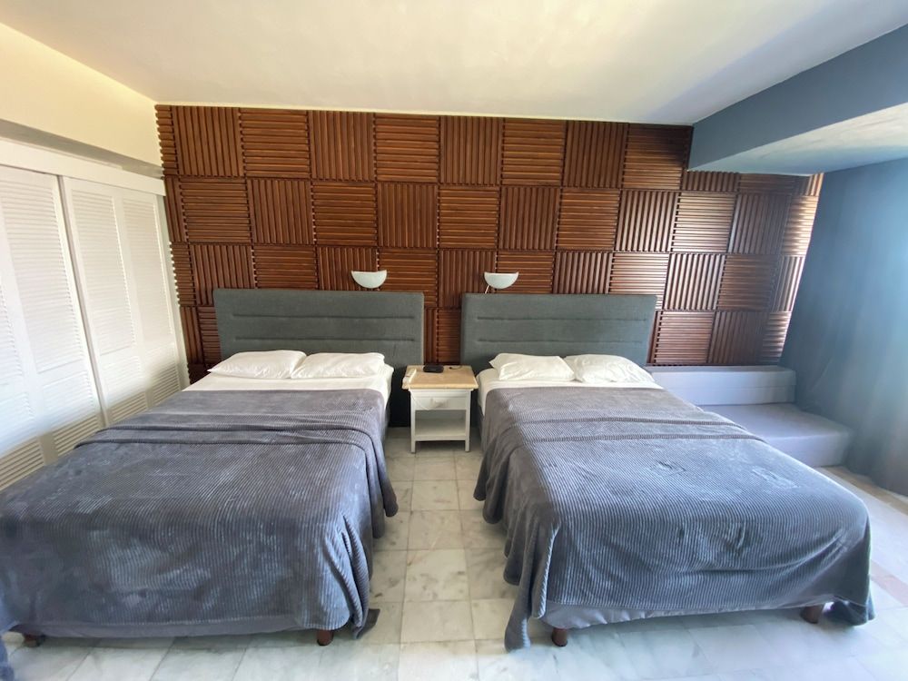 Condo in Ocean Front Resort Quadruple Room.. 2