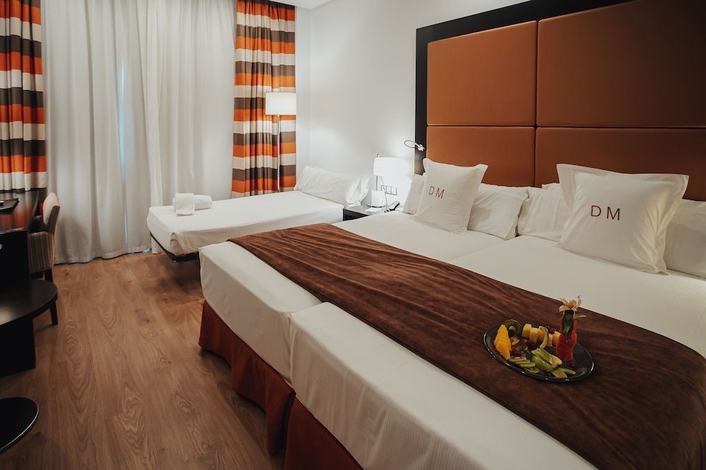 Gran Hotel Don Manuel Triple Room 5