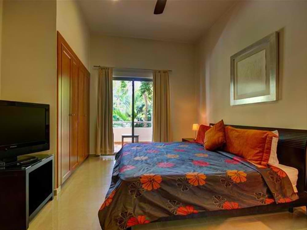 Family Condo, Pool Access, Courtyard View
