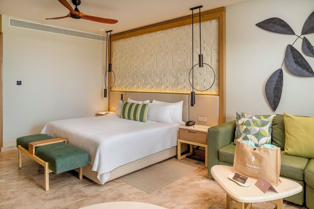 Serenity Club Partial Ocean View King Bed Junior Suite