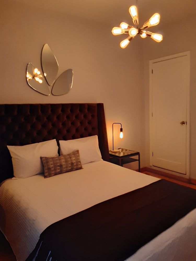 Suites Alcazar Standard Suite 4