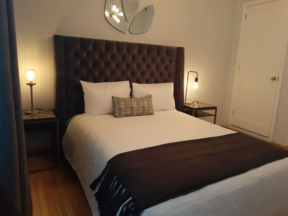 Suites Alcazar Standard Suite 3