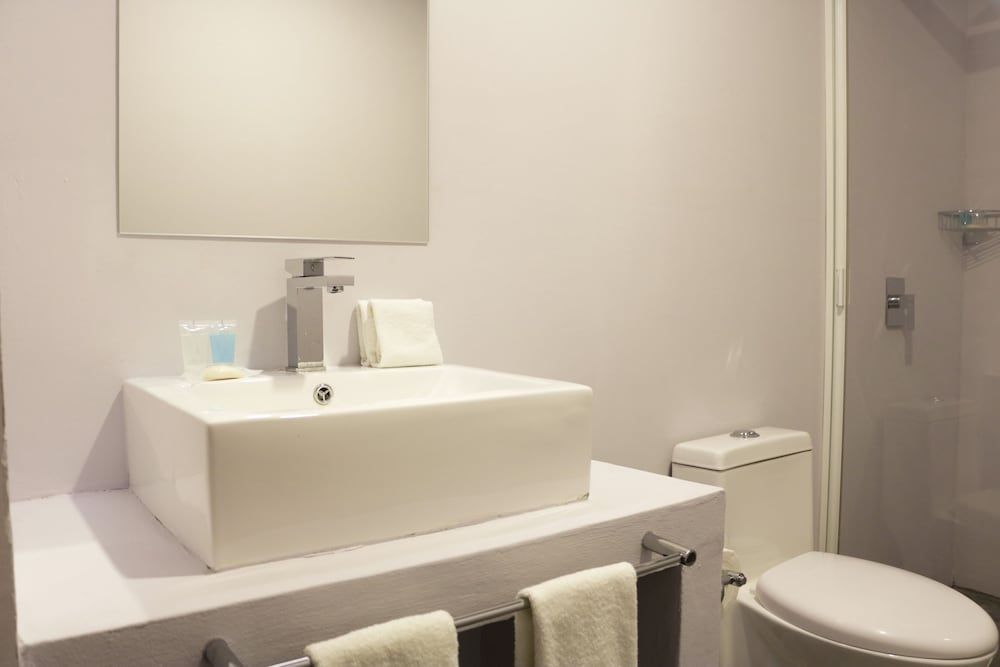 Casa Pepe Hostel Boutique - CDMX Habitación  Deluxe Queen 7