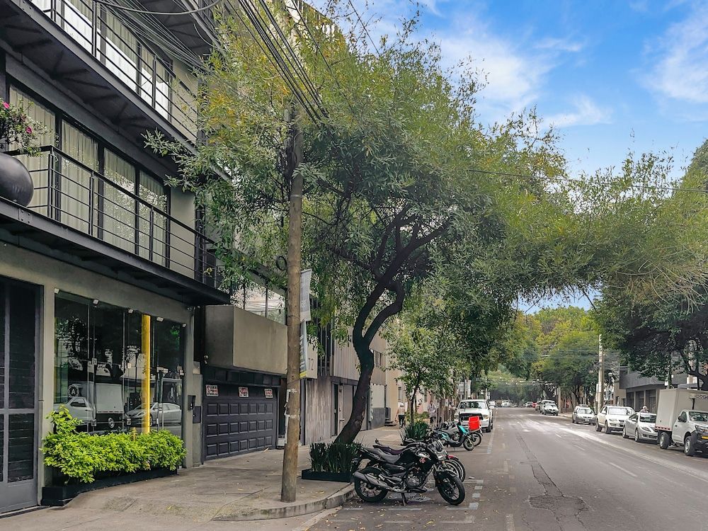 undefined Armonik Suites 10