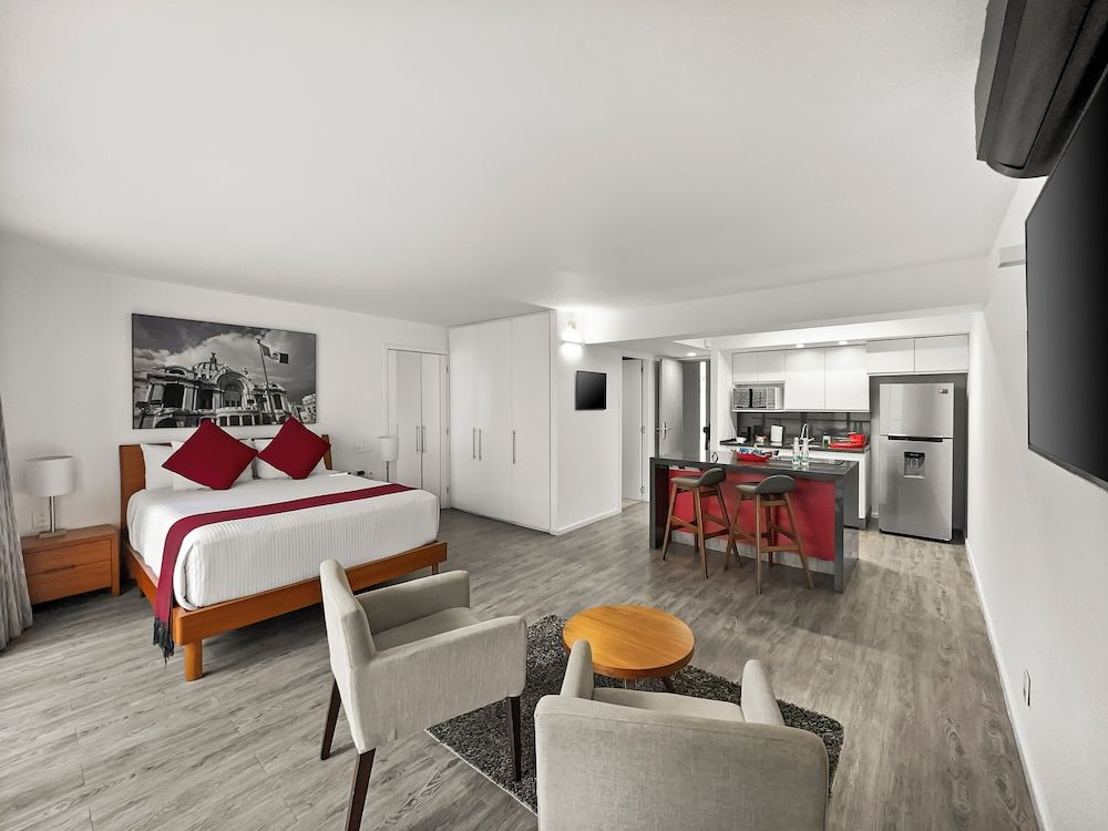 Armonik Suites Deluxe Suite, 1 Queen Bed 4