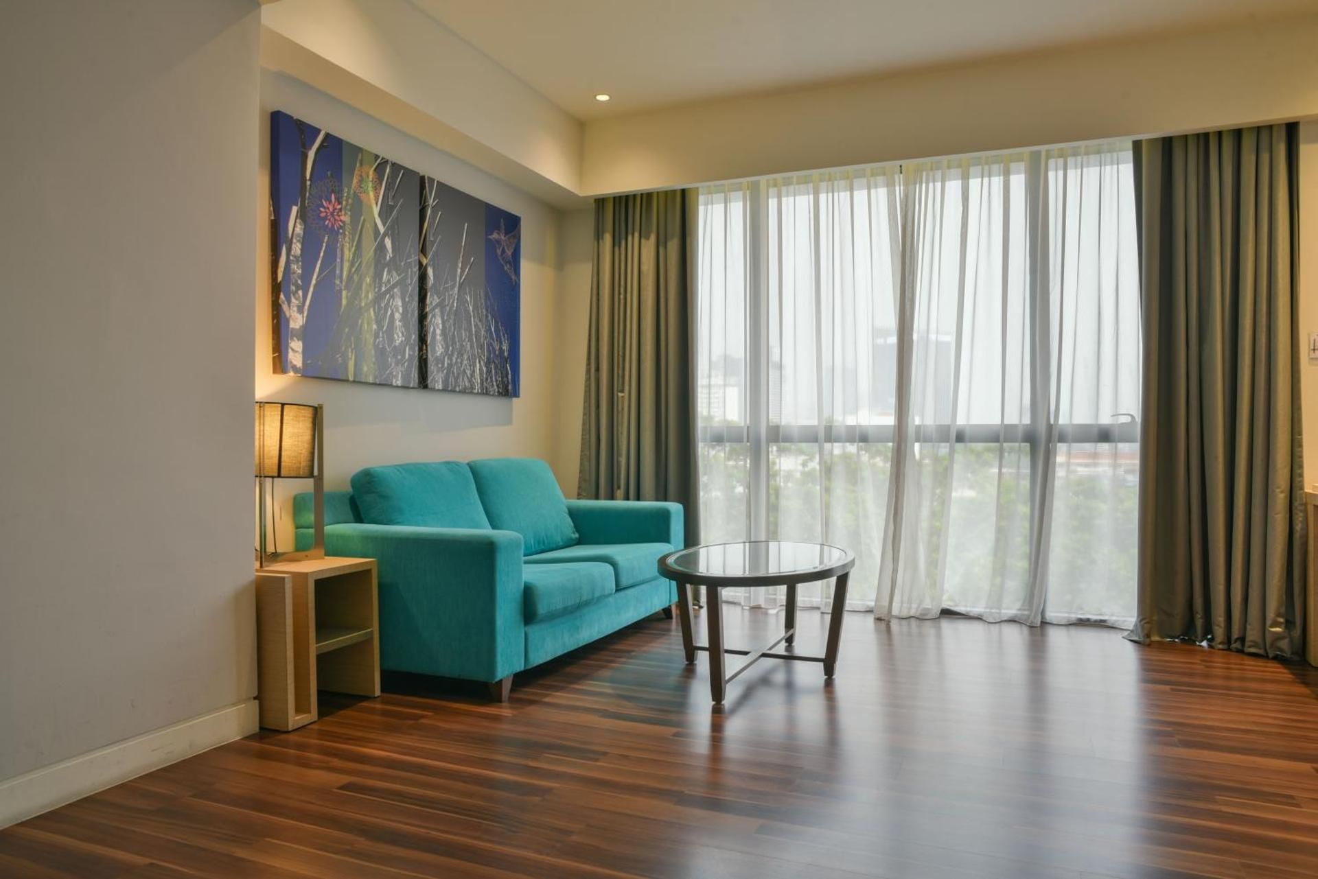 Superior Studio King