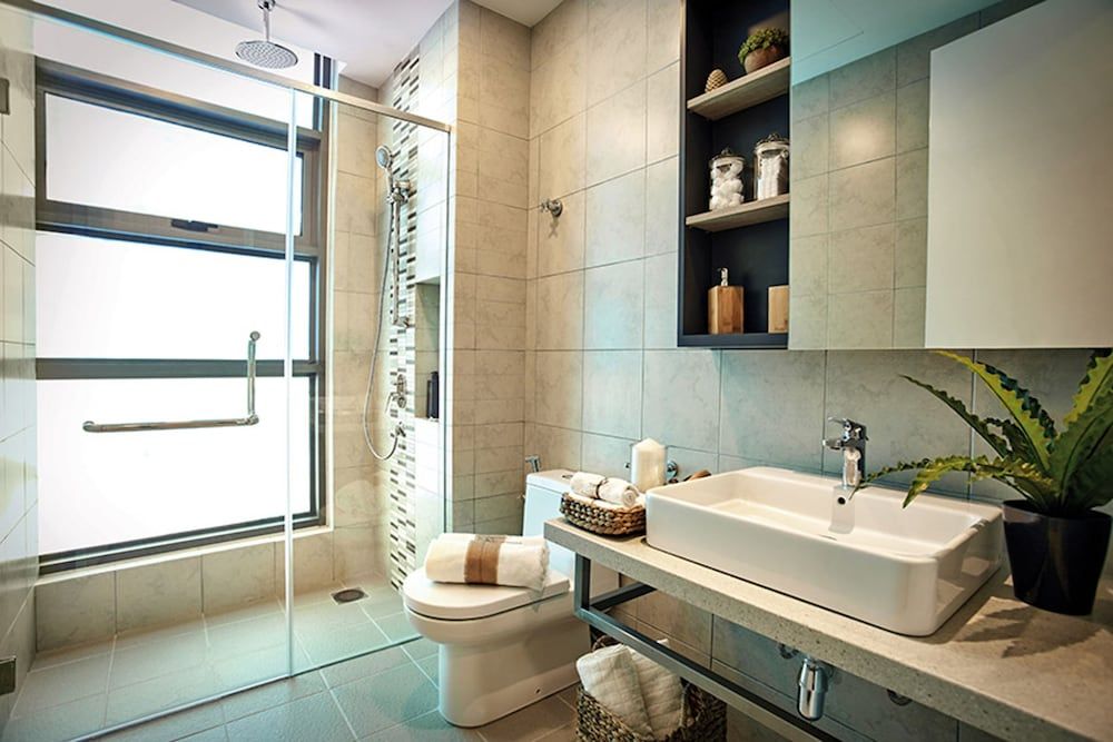 Robertson Suites Bukit Bintang KLCC Premium Studio Suite, 3 Bedrooms, Non Smoking, Pool View 5