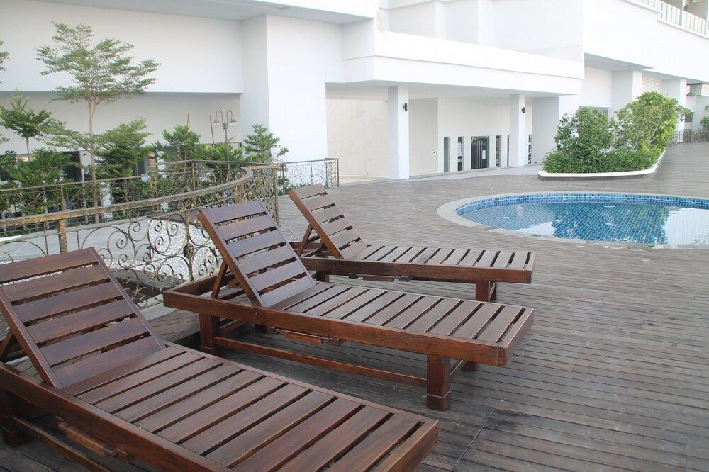 undefined Silverscape Family Studio Suite 3