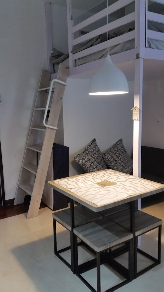 undefined Silverscape Family Studio Suite 10