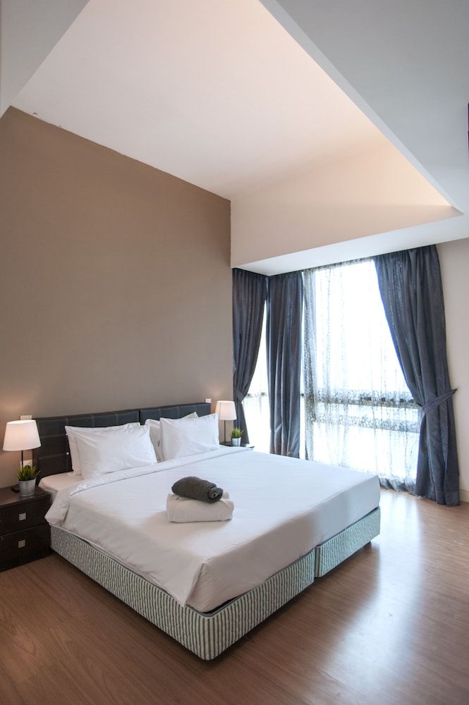 Deluxe Apartment, 3 Bedrooms, City View