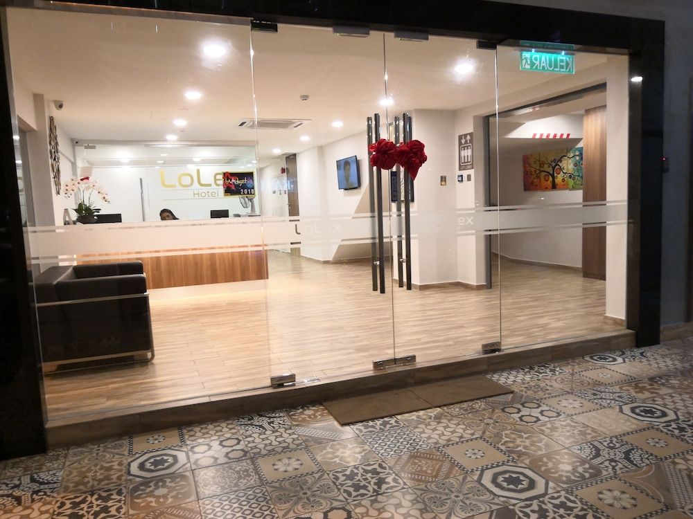 undefined LoLex Hotel 9