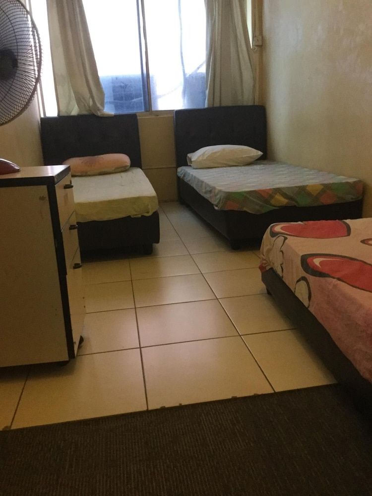 undefined Le Village Guest House - Hostel 9