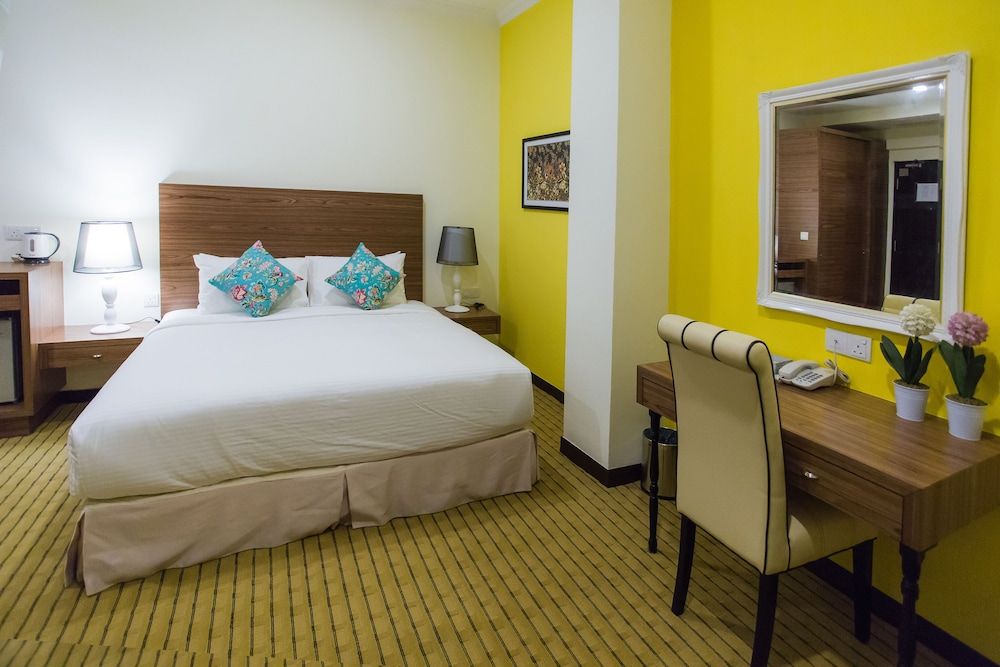 Aava Malacca Hotel Classic Room, 1 King Bed, No Windows