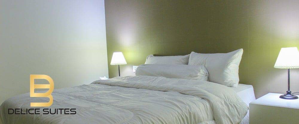 Deluxe Suite, 2 Bedrooms, Accessible, Kitchenette