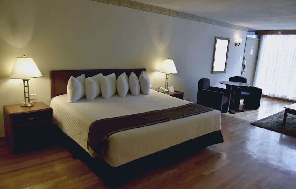 HM Hotel Mirador Standard Room, 1 King Bed 2