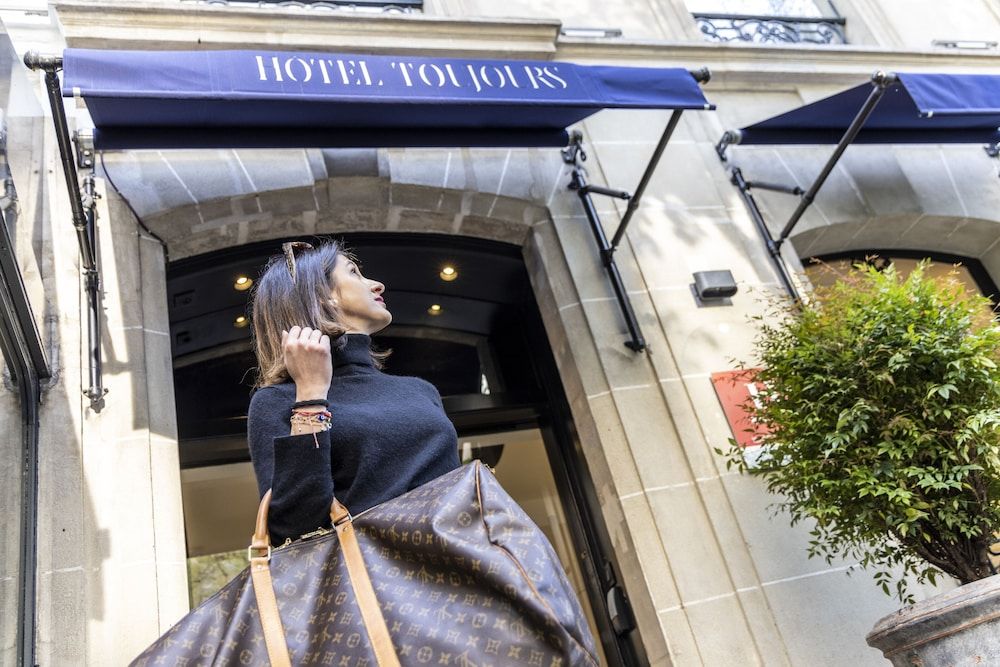 undefined Hôtel Toujours & Spa 5