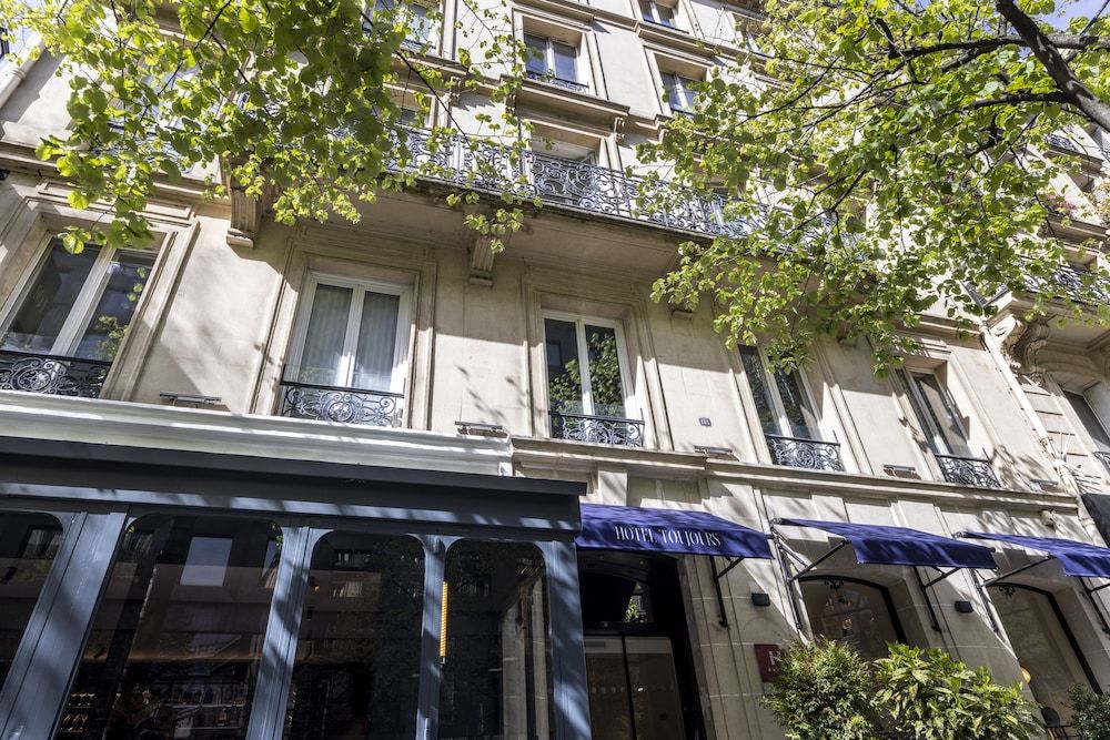 undefined Hôtel Toujours & Spa 3