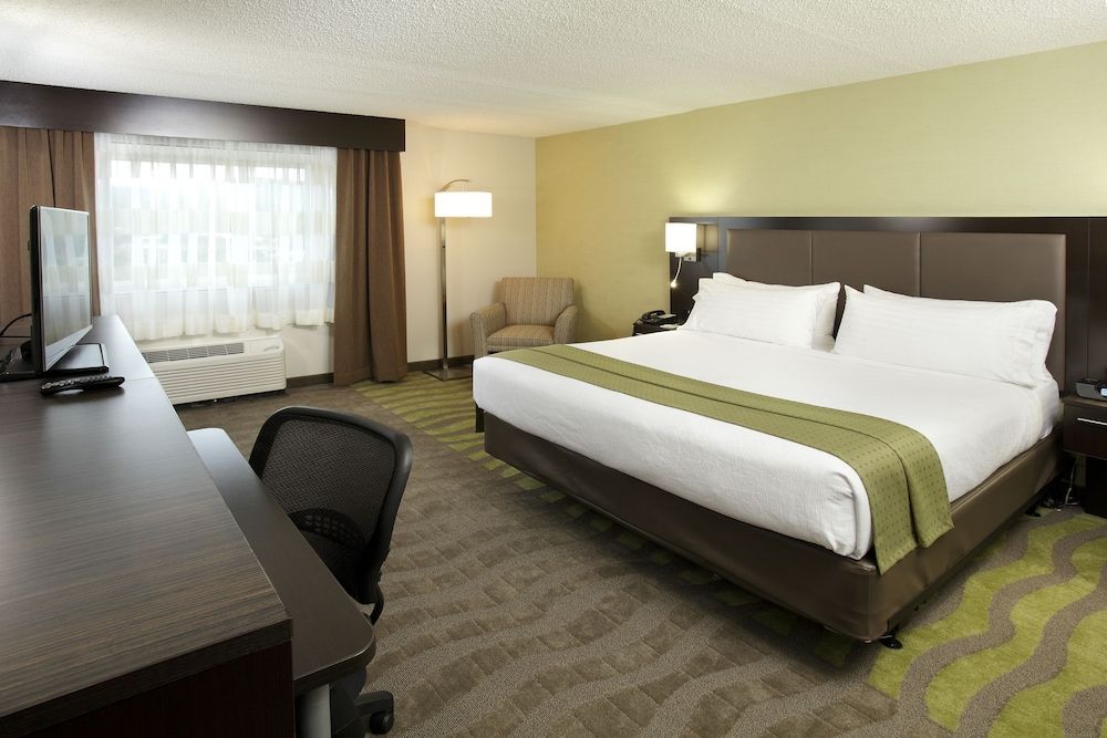 Suite, 1 King Bed